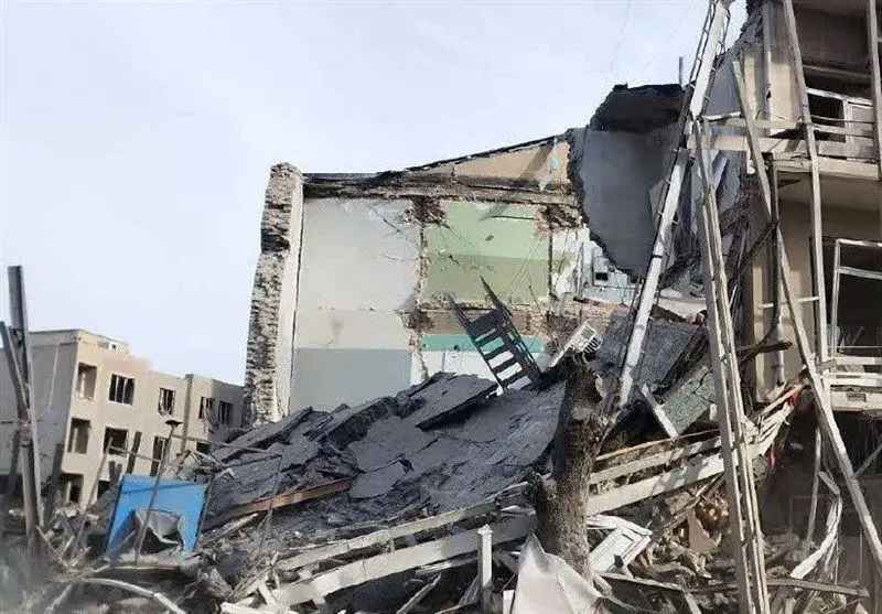 ساختمان هلال احمر مهاباد درپی حمله هوایی تخریب شد