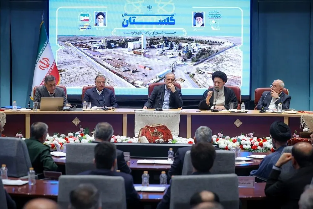 پزشکیان: سالی ۳۰ همت به جیب VPNفروش‌ها می‌ریزیم! / دلیل اول تورم دولت است
