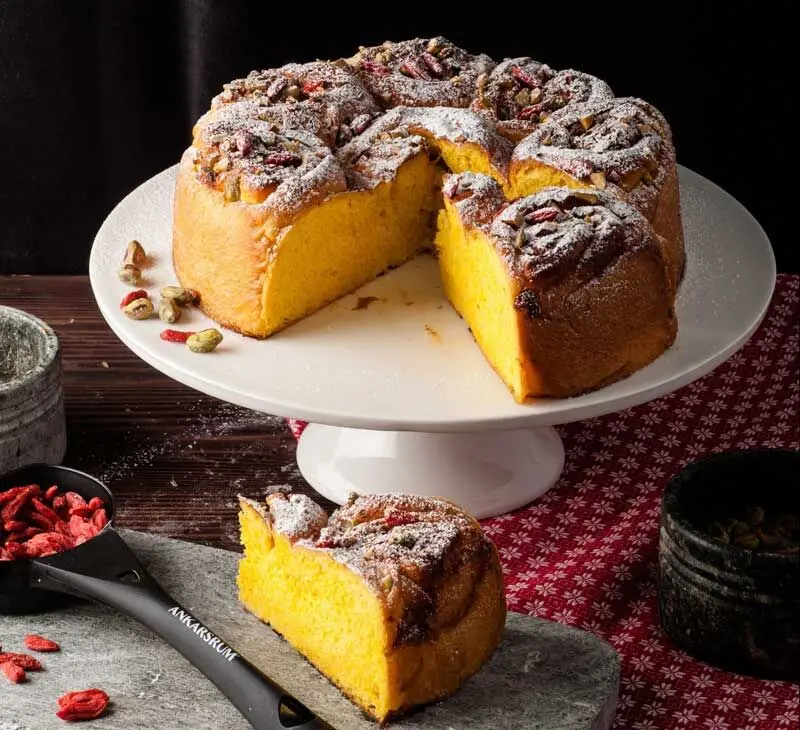 طرز تهیه کیک ایرانی با عطر بهارنارنج 