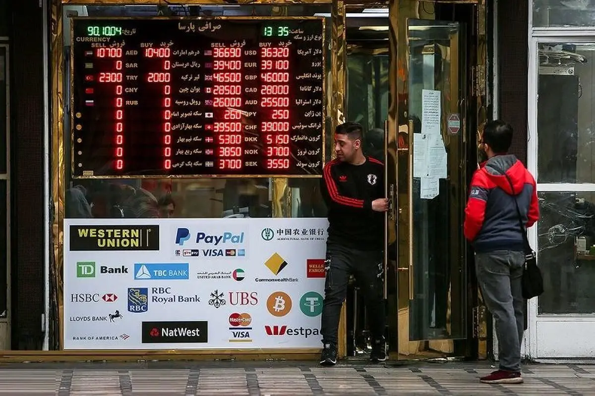 قیمت دلار امروز شنبه 6 دی 1404