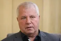 قهر علی پروین با برخی پیشکسوتان و تشکیل یک تیم جدید!
