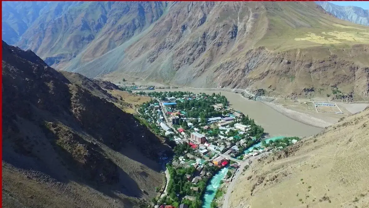 ببینید؛ جاده ترسناک در بدخشان افغانستان