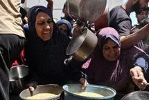 تصاویر؛ غذا و نان؛ نفس‌های آخر غزه زیر آوار محاصره و بمباران