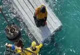 نجات پسری که سه روز در دریا سرگردان بود 