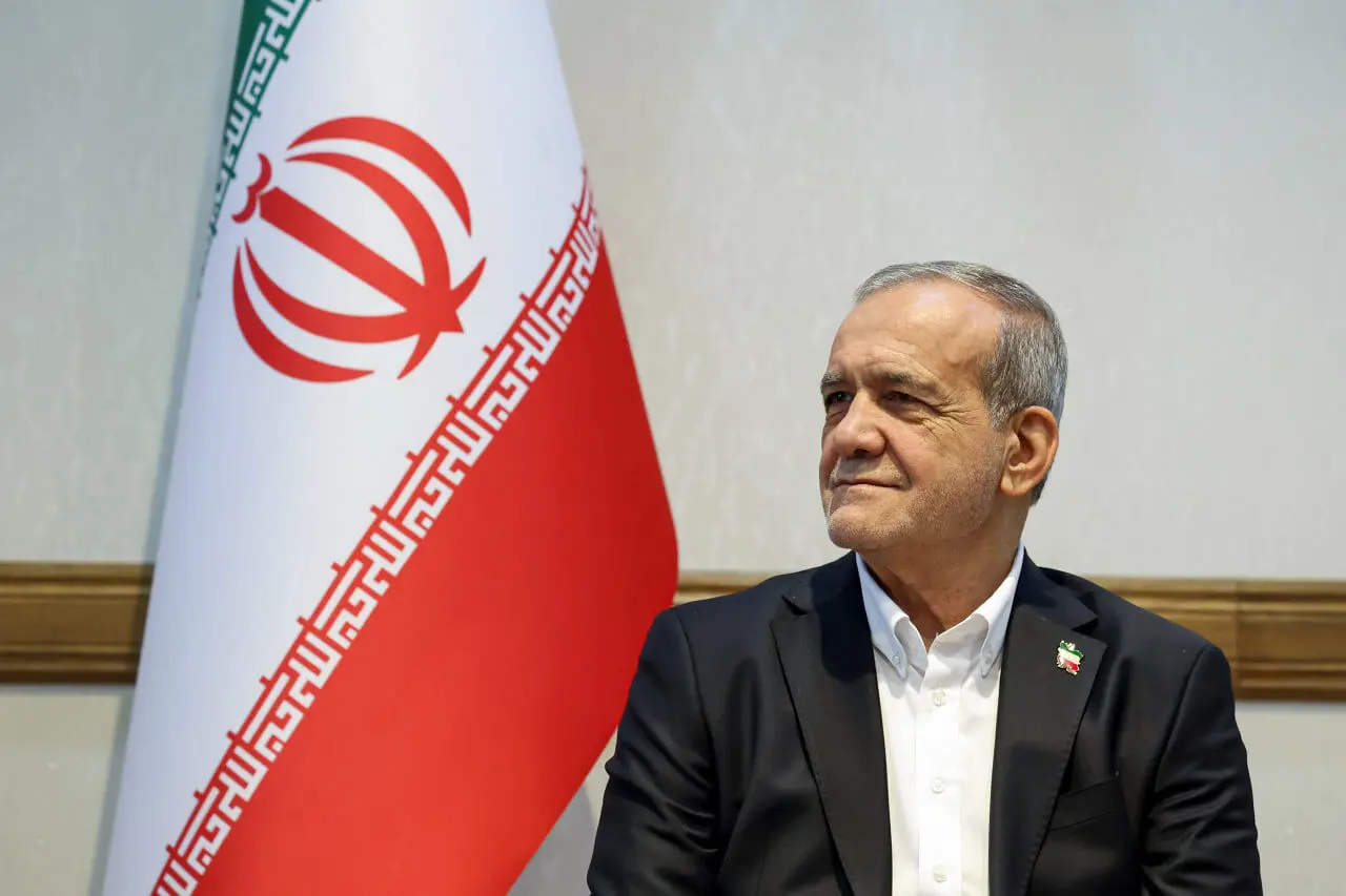 محمد فاضلی: آقای ‎پزشکیان! مسئولیت شکست‌ها در وعده‌های خود را بپذیرید