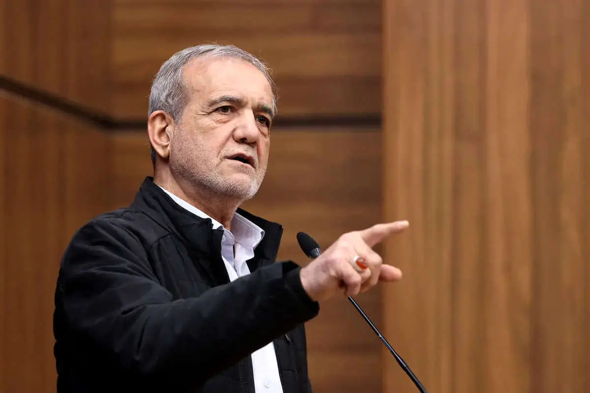 پزشکیان: دوستانِ ظاهری ایران در روز حمله تنهایمان گذاشتند