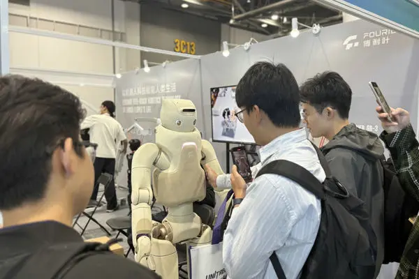 ببینید؛ رونمایی از کوله‌پشتی پرنده با سرعت ۱۰۰ کیلومتر در ساعت 