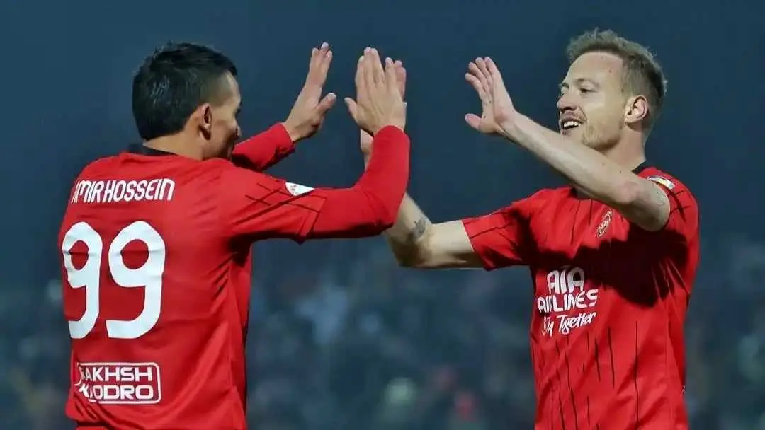 پرسپولیس چشم‌‌در‌چشم استقلال؛ خوش به حال امیرحسین و دروژدک!​