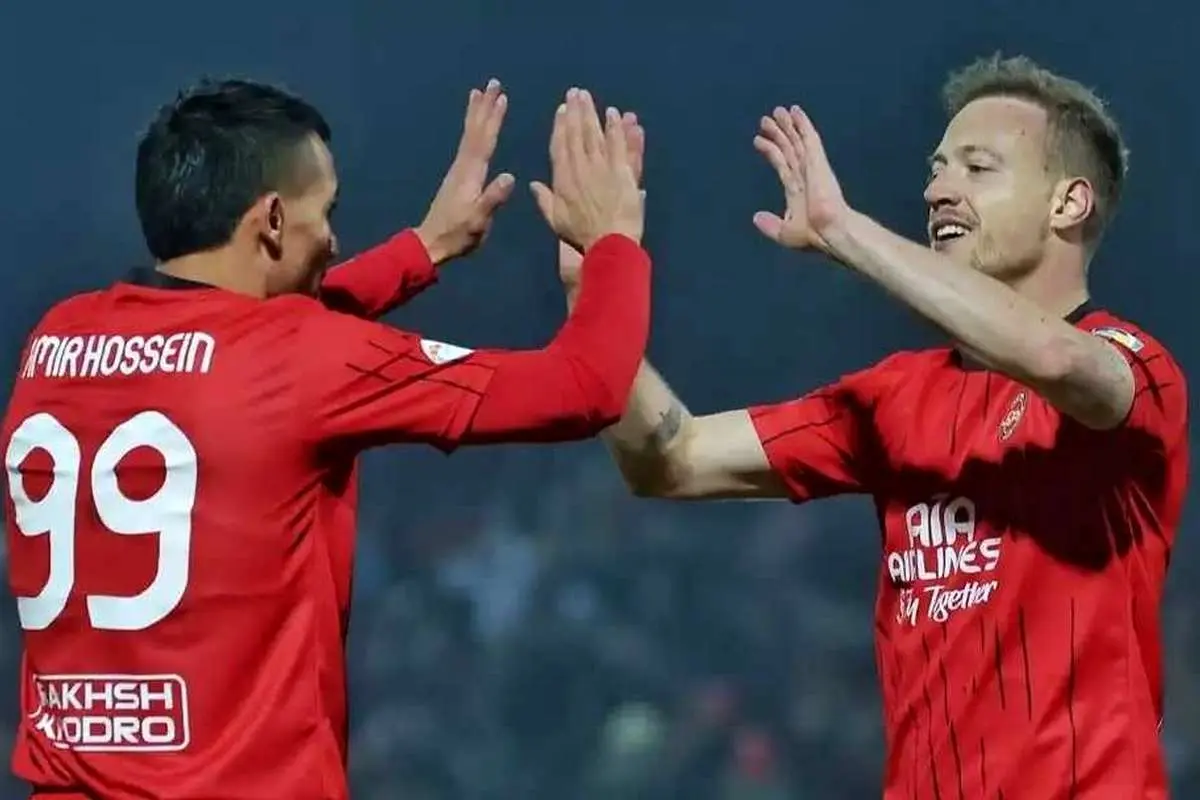 پرسپولیس چشم‌‌در‌چشم استقلال؛ خوش به حال امیرحسین و دروژدک!​