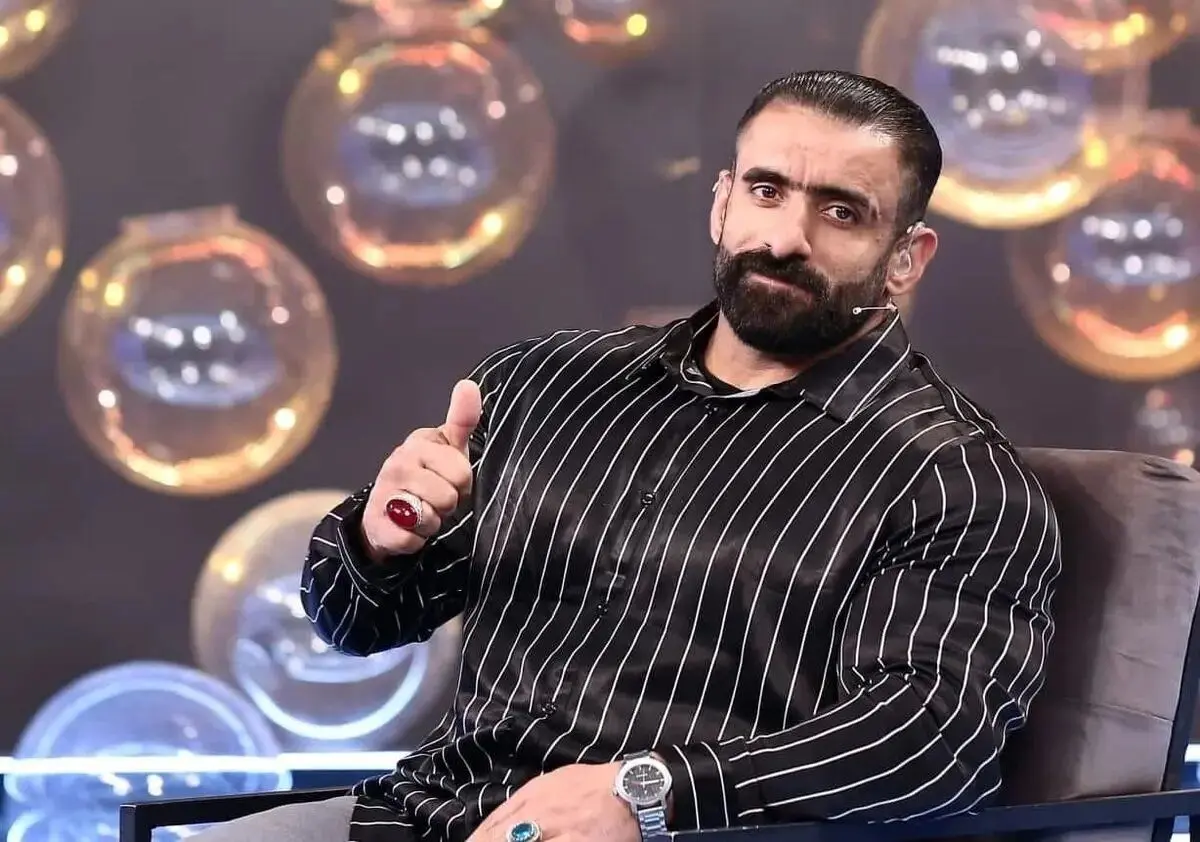 ببینید؛ جابجایی هادی چوپان با بالگرد در غرب تهران