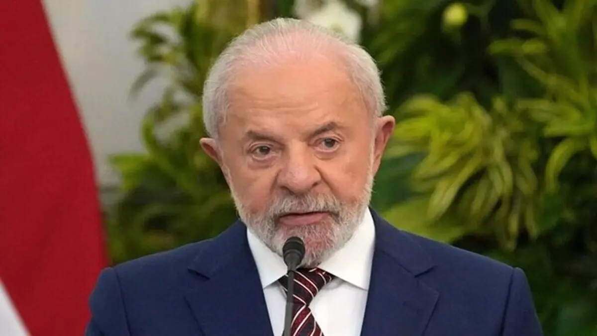 خشم رئیس‌جمهور برزیل؛ هرکسی توپ و کشتی دارد خود را صاحب دنیا می‌داند!