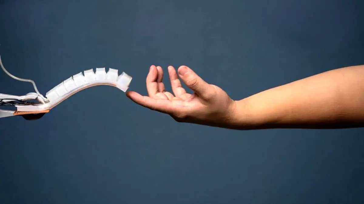 ربات‌های جدید ۲۰۰۰ برابر وزن خود را بلند می‌کنند!