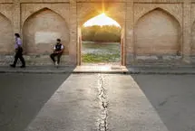 بحران فرونشست زمین در اصفهان / زمین در حال بلعیدن هویت تاریخی ایرانیان
