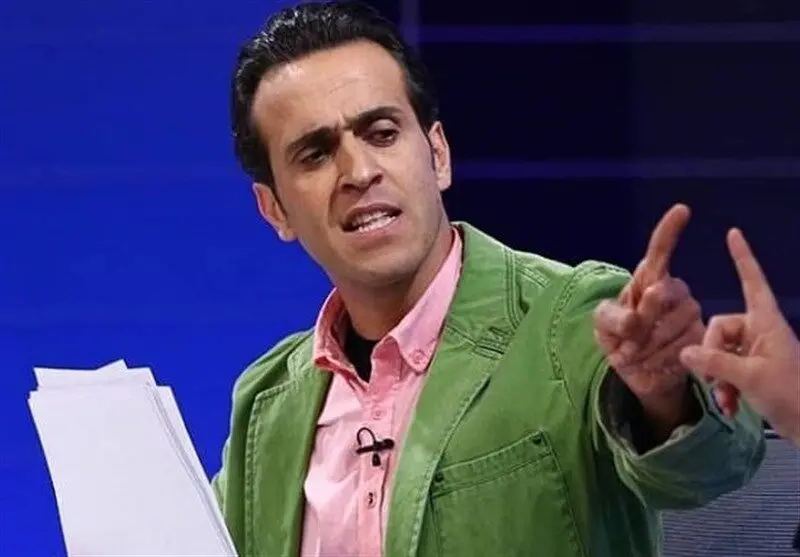فارس: علی کریمی وطن فروش و سرباز جاویدان گارد ملی است!