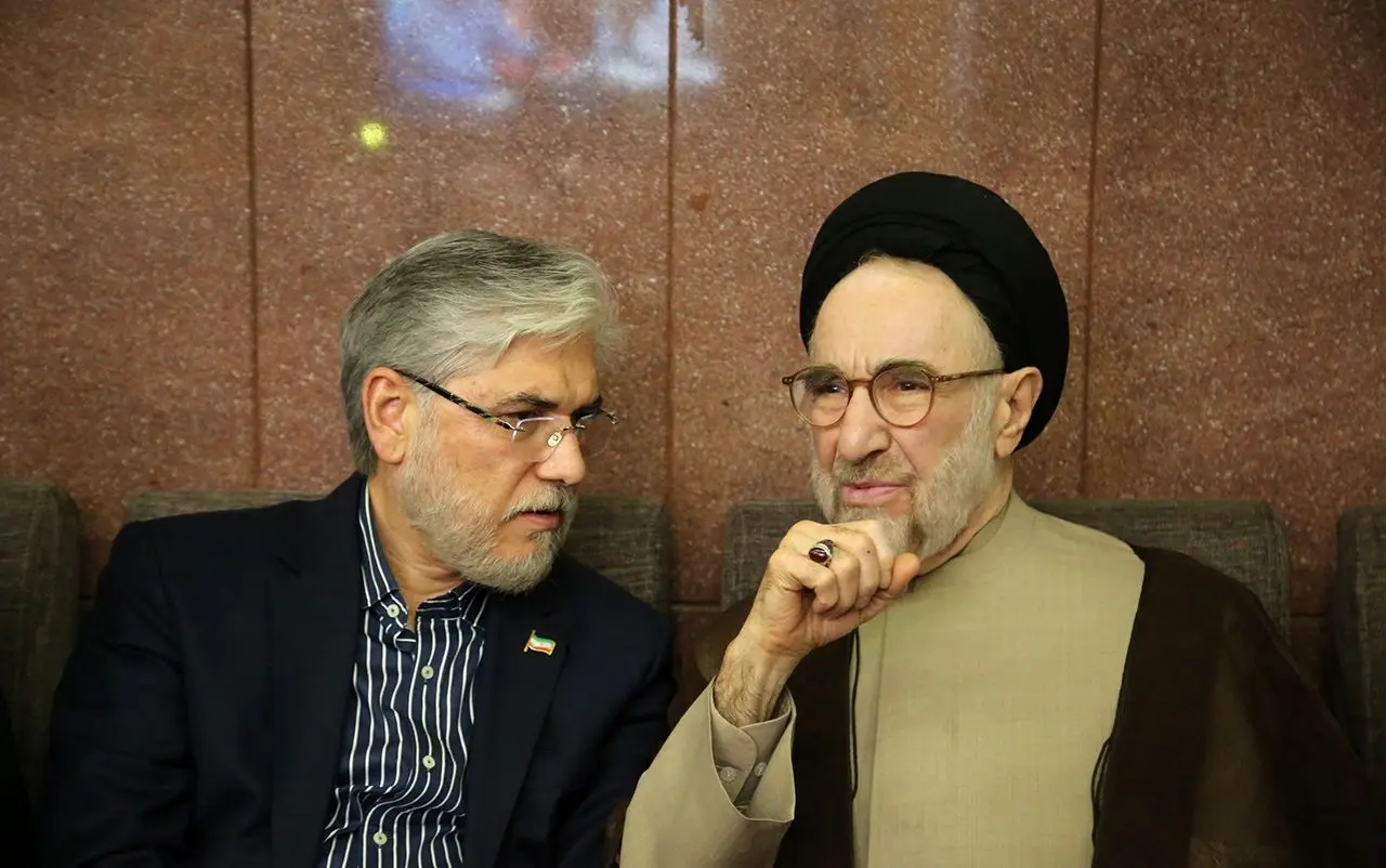 تصاویر؛ متن و حاشیه مراسم بزرگداشت خواهر هادی خانیکی
 