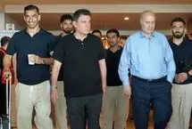 ببینید؛ اعلام پاداش امیر قلعه‌نویی در تیم ملی توسط مهدی تاج به سبک مهران مدیری