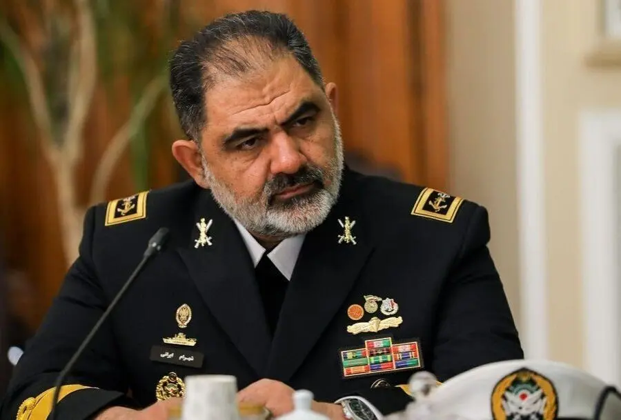 هشدار فرمانده نیروی دریایی ارتش به آمریکایی‌ها 