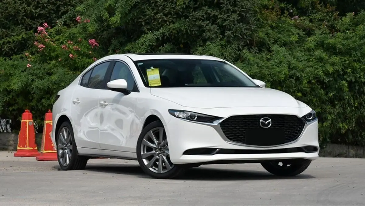 جزئیات فروش مزدا 3 بهمن موتور با افزایش قیمت در فروردین ۱۴۰۵