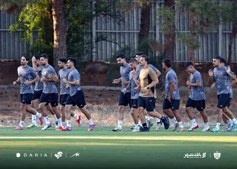 پرسپولیس چراغ لیگ برتر را روشن کرد