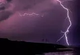 رعدوبرق به طول ۱۶ کیلومتر شب نیویورک را روشن کرد