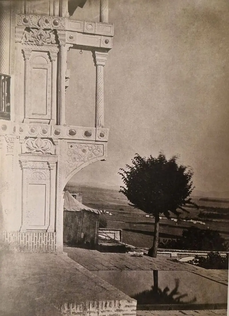 6کاخ نیاوران