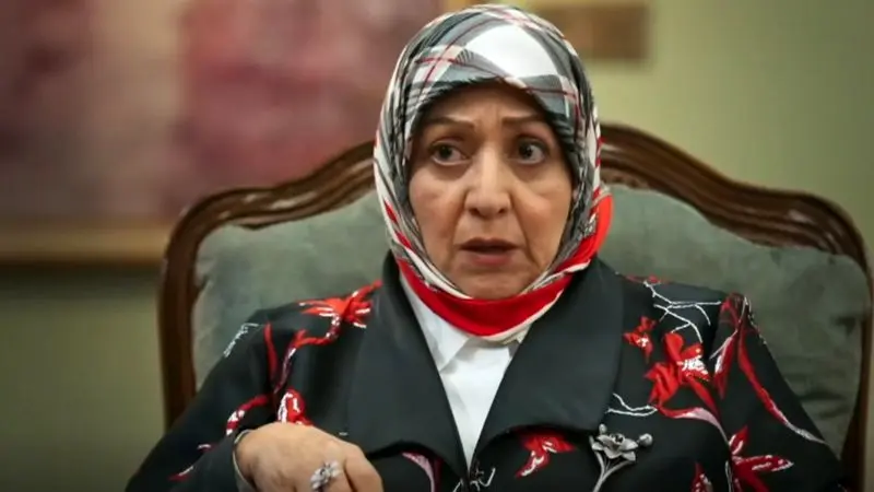 سریال شش ماهه