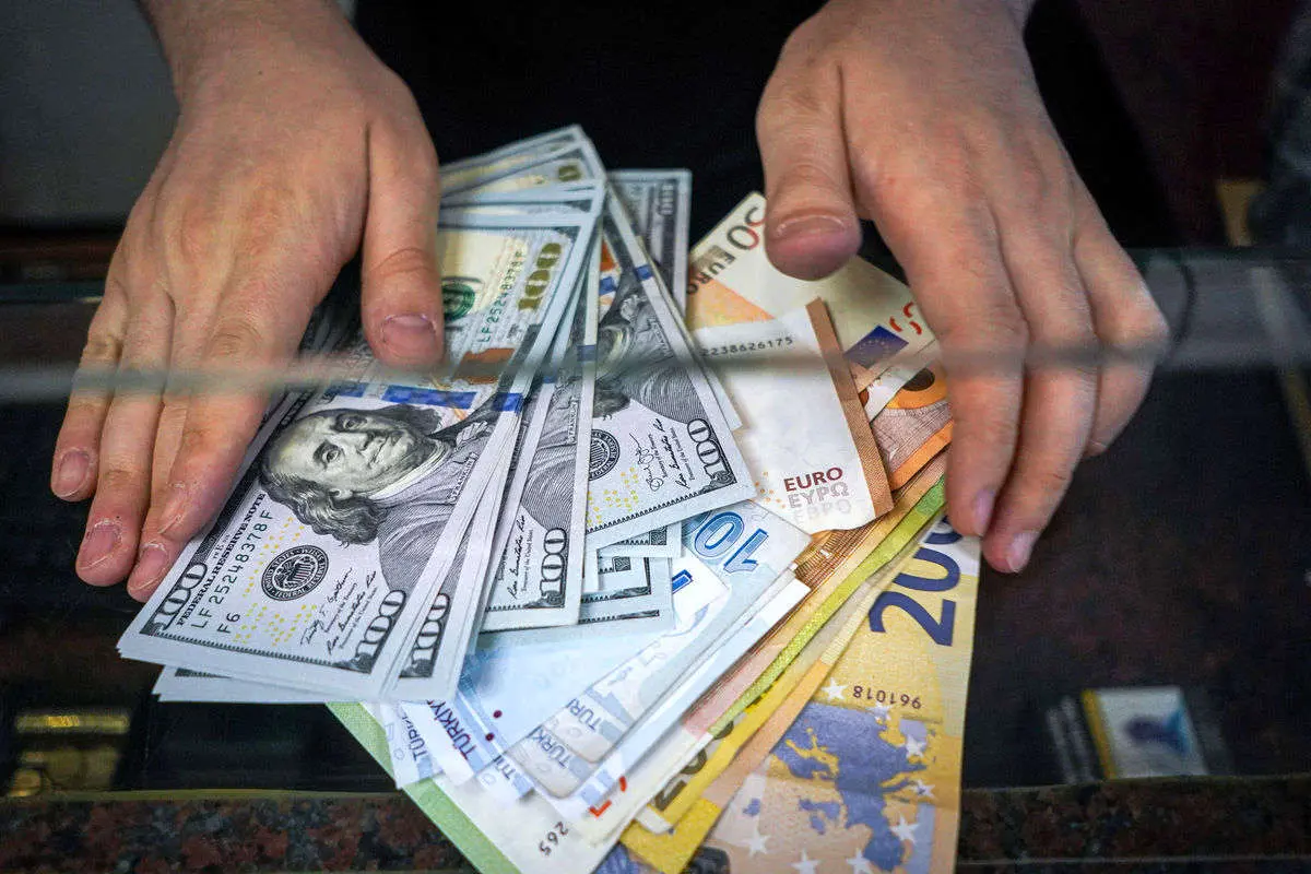 قیمت دلار امروز چهارشنبه 7 خرداد ۱۴۰۴
