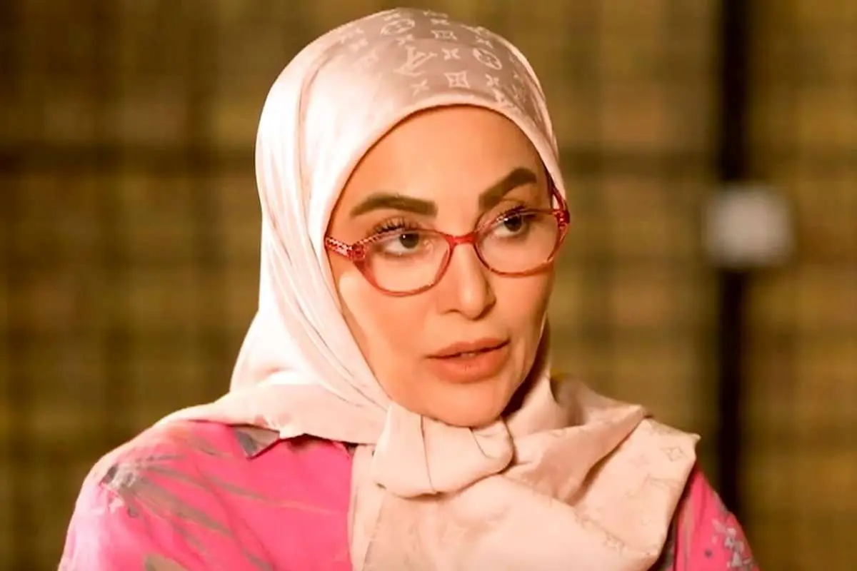واکنش تند ژیلا صادقی به حمید فرخ‌نژاد: تو یک وطن فروشی!