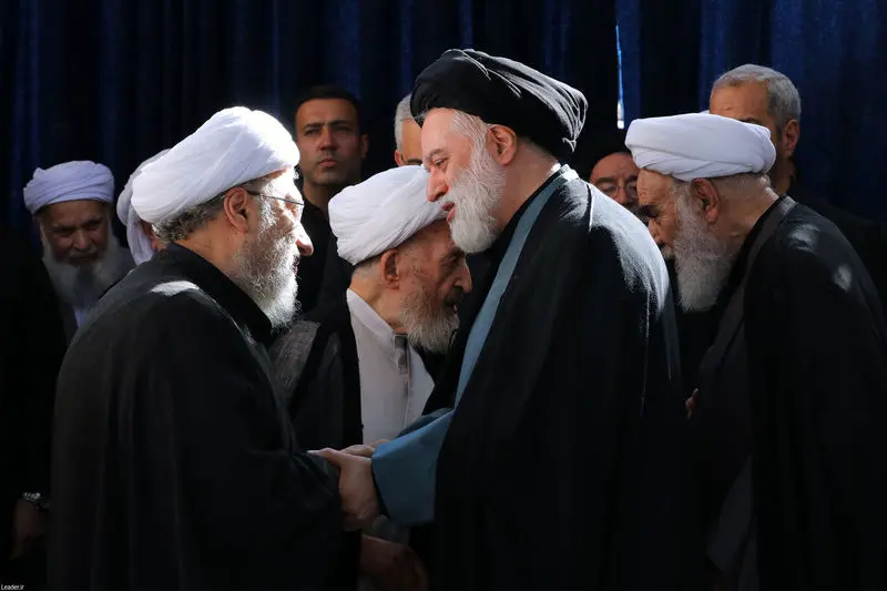 چهره ها در تشییع رهبری