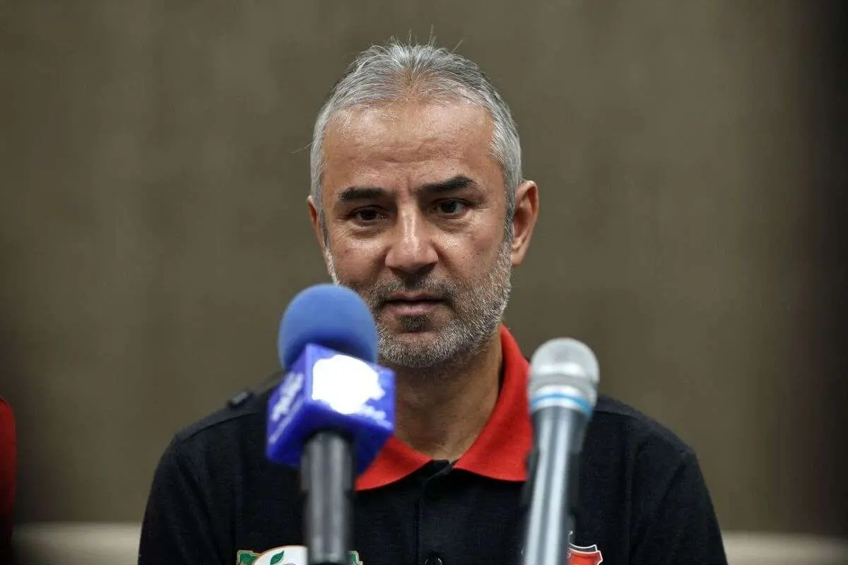 کارتال قبل از بازی با هوادار چمدانهایش را بست!