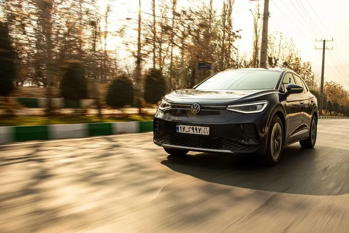 چرا فولکس واگن ID.4 پرو گران‌تر از پیور پلاس است؟
