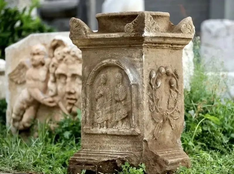 کتیبۀ روم باستان