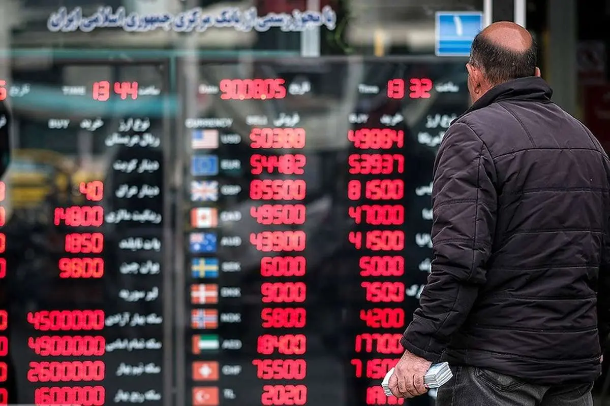 چراغ اول کاهش قیمت دلار روشن شد