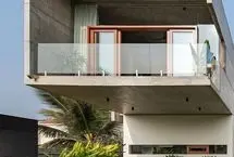 معماری دیدنی؛ خانه ای که بخشی از آن در آسمان شناور است!
