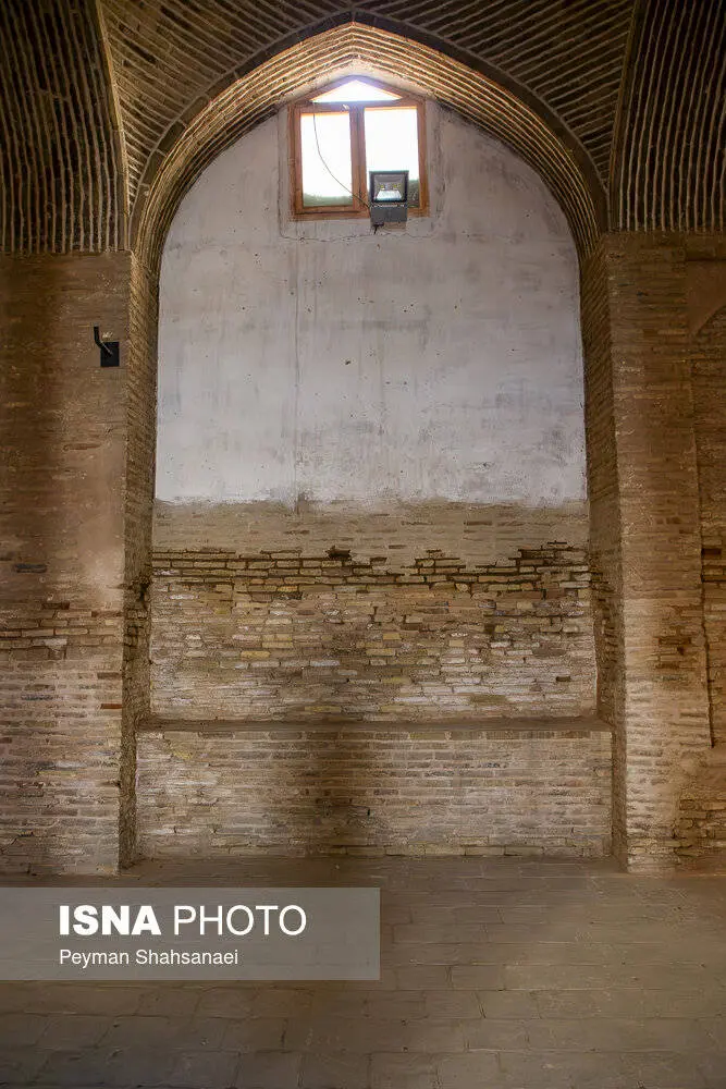 تصاویر؛ فرونشست در مسجد جامع اصفهان 17