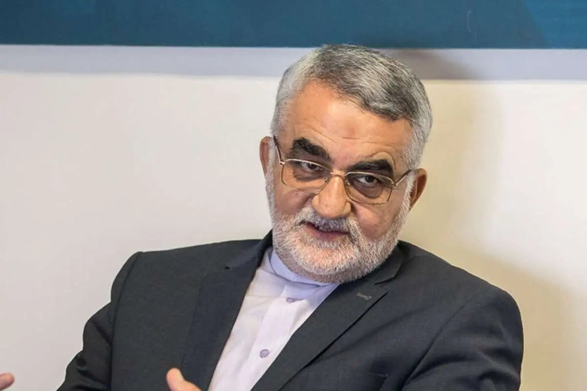 بروجردی: همکاری با آژانس تعلیق شود، گروسی حق ورود به ایران ندارد