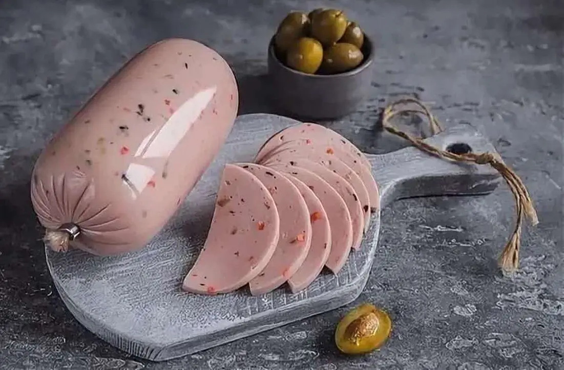طرز تهیه کالباس خانگی: ساده، سالم و خوشمزه