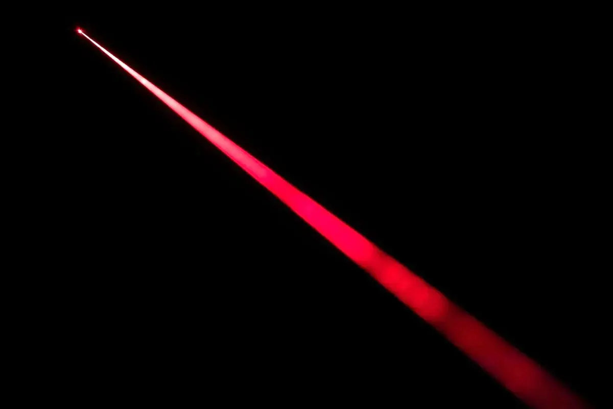 چین اَبَرماشین ۱۲ متری تولید تراشه را در یک «کارتن کوچک» جا داد!