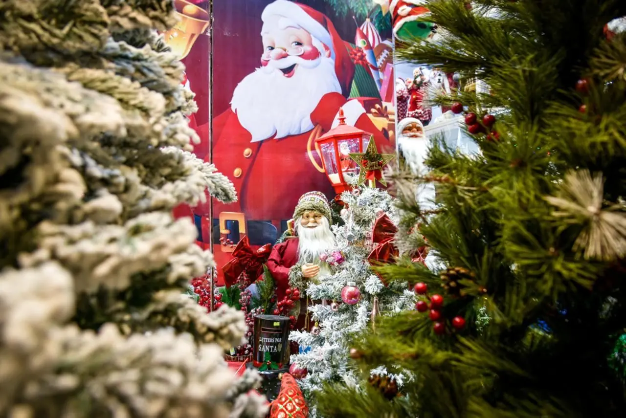 تصاویر؛ خرید شب کریسمس در تهران