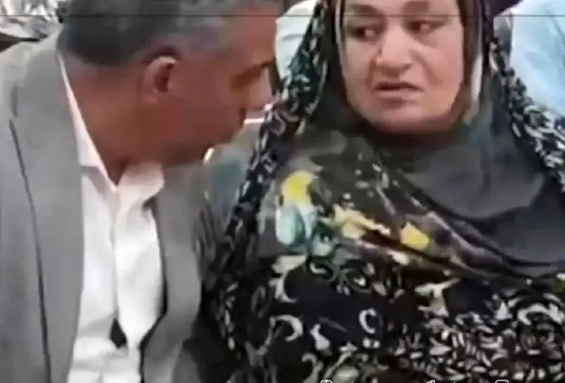 کلثوم اکبری