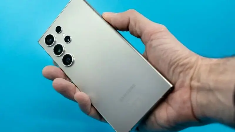 گوشی اندرویدی