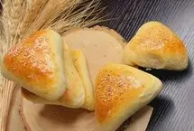 فطایر پنیری؛ نان شیرین و نرم با مغز پنیر 

