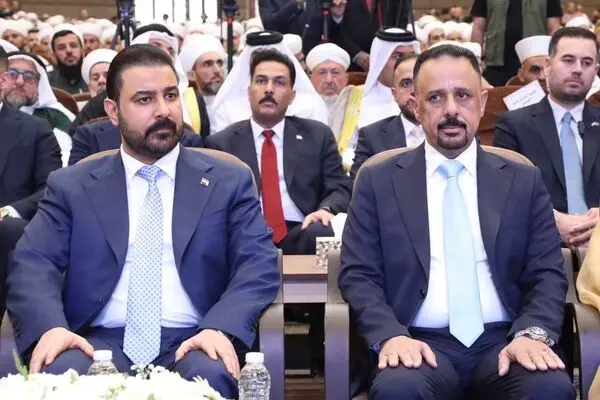 رئیس دیوان اوقاف اهل سنت عراق حین سخنرانی از هوش رفت