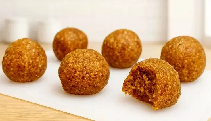 طرز تهیه شیرینی بدون شکر با زرد آلو و گردو