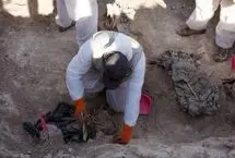 تصاویر؛ بزرگترین گور جمعی تاریخ بشر در موصل