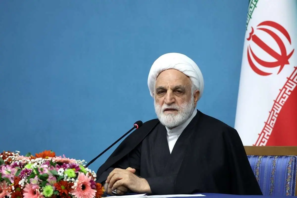 (ویدئو) اژهای: نباید یک قدم جلوتر یا عقبتر از ولیفقیه حرکت کنیم