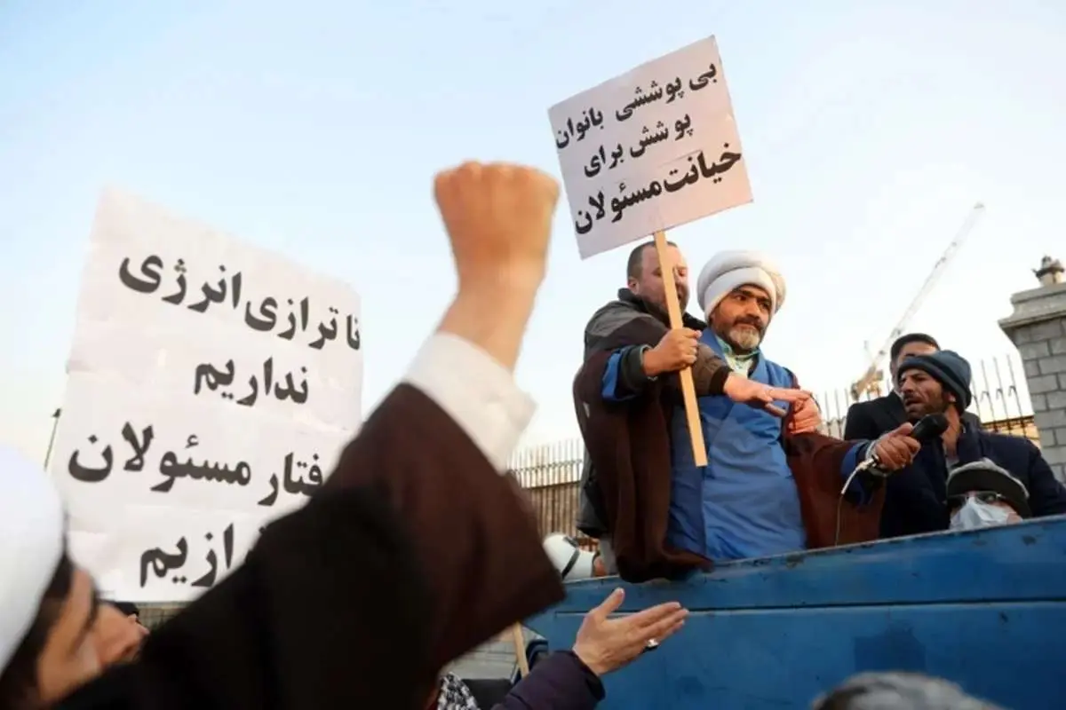 تهدید سخنران تجمع تندروها: گروههای مجازات مردمی در بین همین مردم هستند