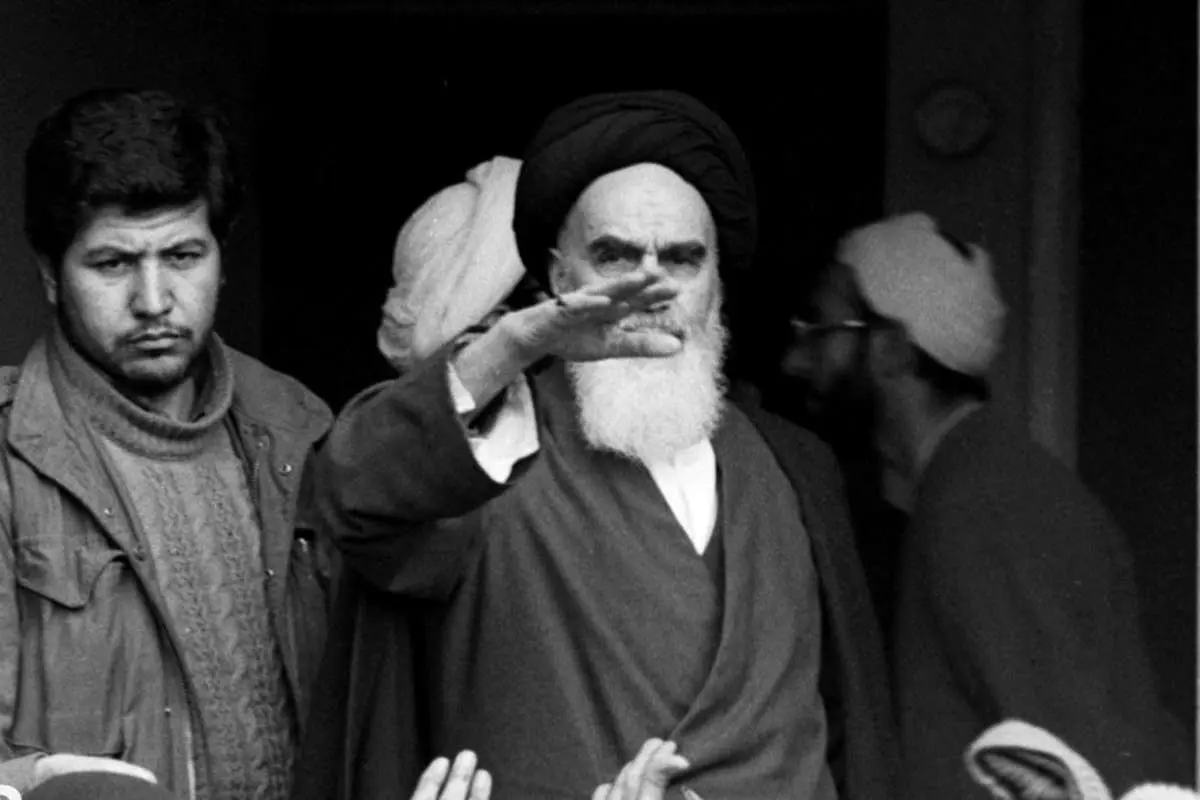 (تصاویر) روزهای انقلاب؛ دیدار مردم تهران با امام خمینی
