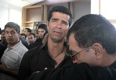 عکس> اشک‌های هادی ساعی برای شاطر زاده
