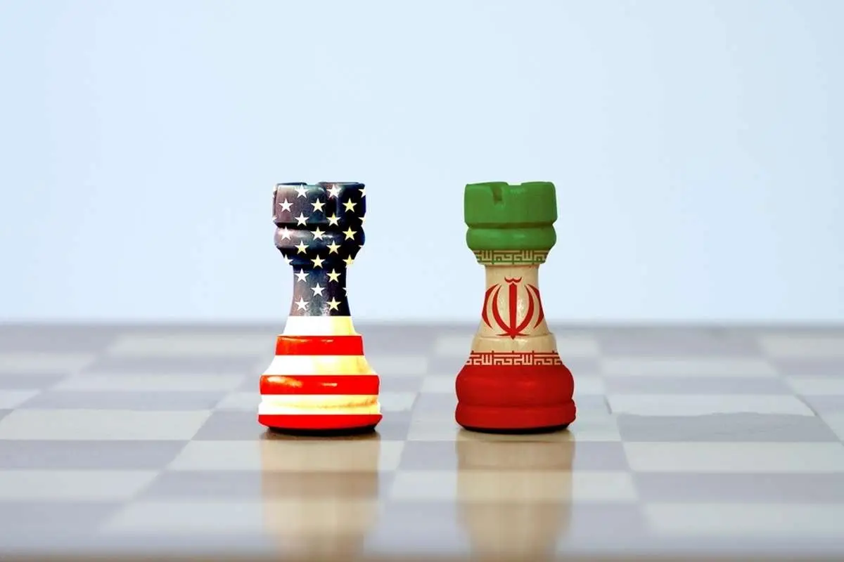 کیهان حتی بعد از سخنان رهبر انقلاب هم کوتاه نیامد؛ مذاکره با آمریکا ممنوع!